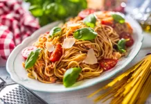 Espaguete à Bolonhesa